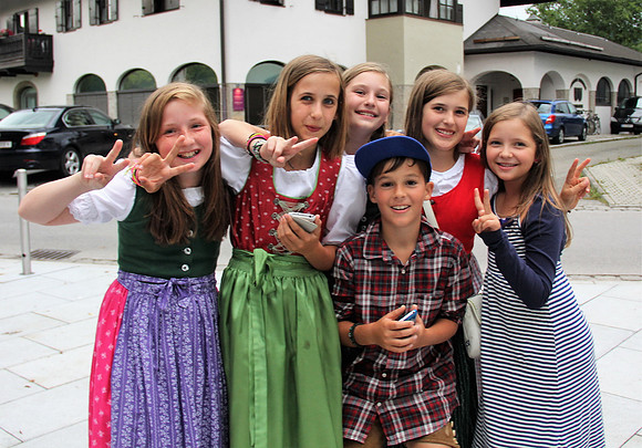 Großes Klassentreffen Volksschule Anif 2014
