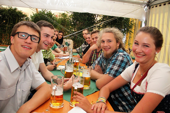 Großes Klassentreffen Volksschule Anif 2014