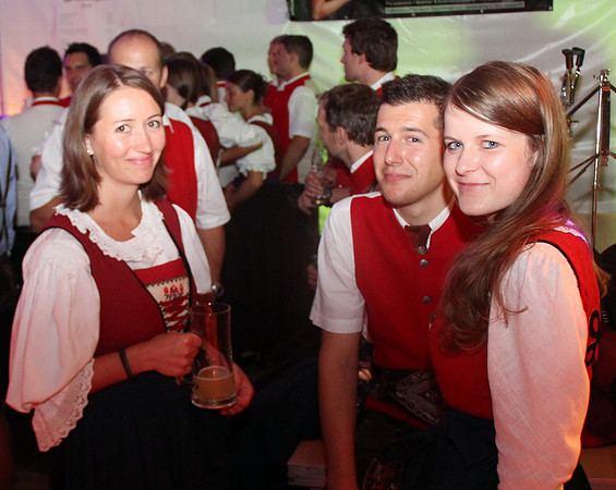 Großes Klassentreffen Volksschule Anif 2014