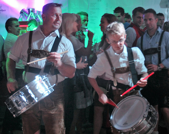 Großes Klassentreffen Volksschule Anif 2014