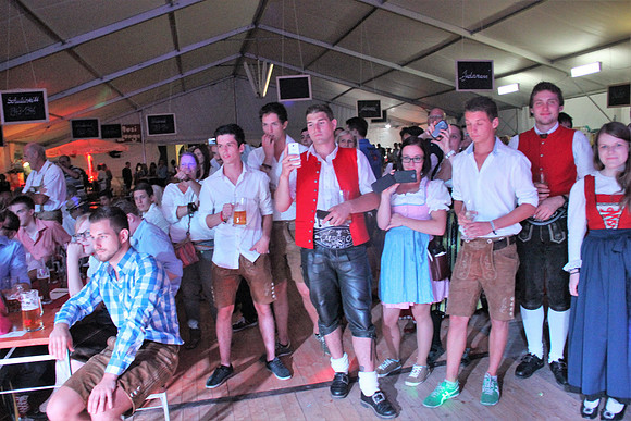 Großes Klassentreffen Volksschule Anif 2014