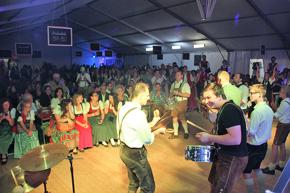 Großes Klassentreffen Volksschule Anif 2014