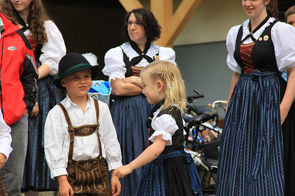 Maibaumfest in Golling