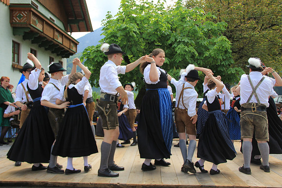 Maibaumfest in Golling