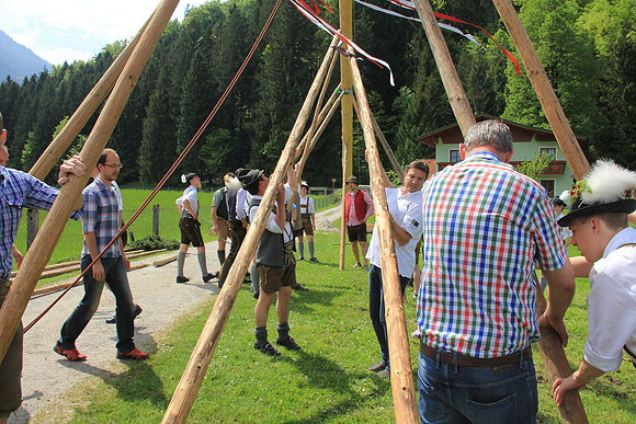 Maibaumfest in Golling