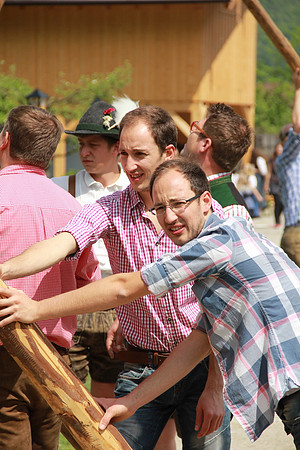 Maibaumfest in Golling