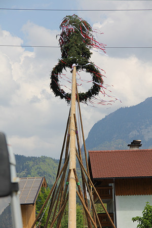Maibaumfest in Golling