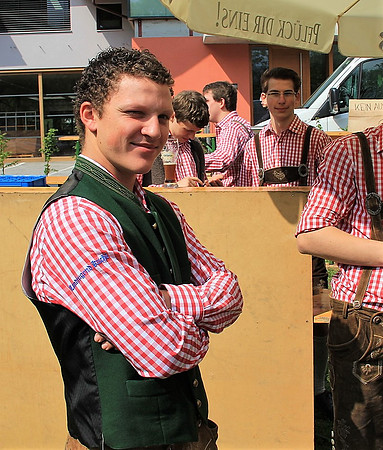 Maibaum am Kuchler Bürgerausee