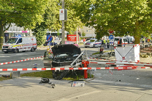 Schwerer PKW Unfall in Salzburg