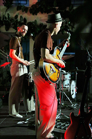 Marina & The Kats