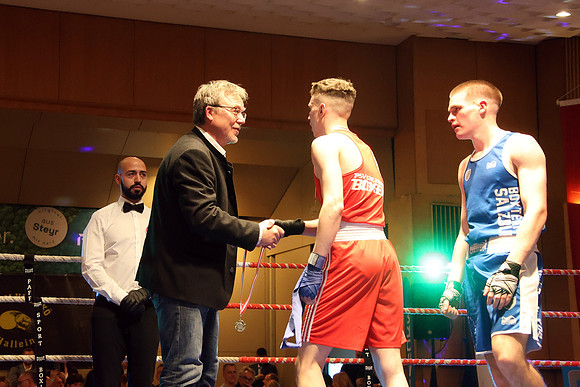 Boxgala in der Salzberhalle