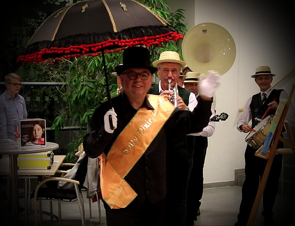 Benefizkonzert - Jazz in Bildern und Noten