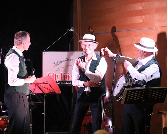 Benefizkonzert - Jazz in Bildern und Noten