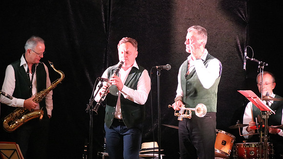 Benefizkonzert - Jazz in Bildern und Noten