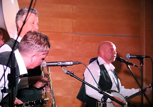 Benefizkonzert - Jazz in Bildern und Noten