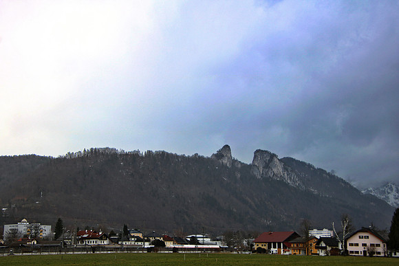 Sturmfront über Hallein