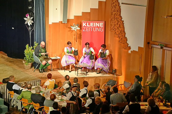 Feierlichen Krönung Narzissenkönigin