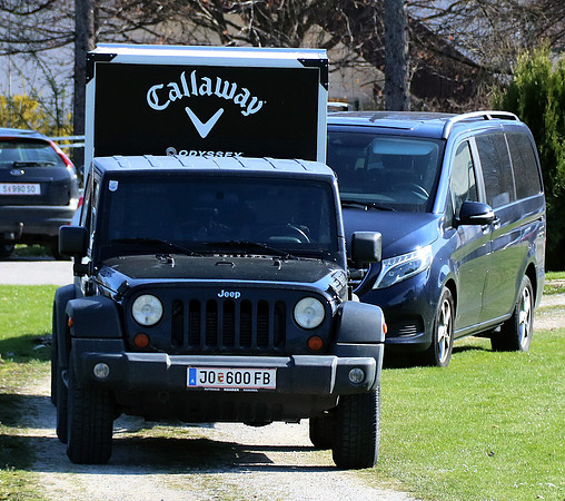 Schlägertests und Unterhaltung am Golfclub Rif