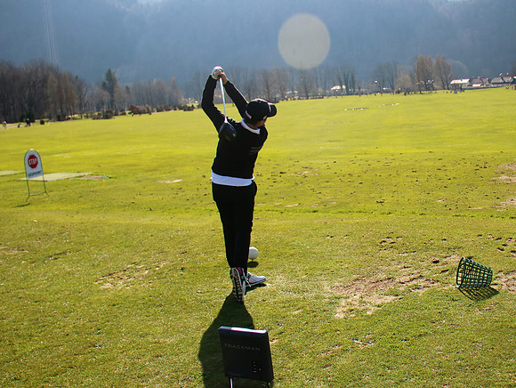Schlägertests und Unterhaltung am Golfclub Rif