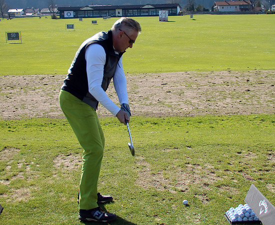 Schlägertests und Unterhaltung am Golfclub Rif
