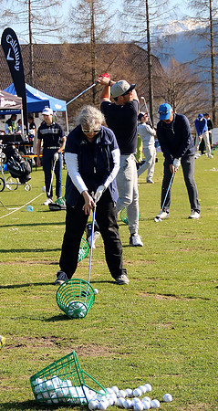 Schlägertests und Unterhaltung am Golfclub Rif