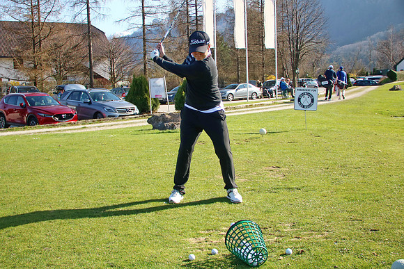 Schlägertests und Unterhaltung am Golfclub Rif