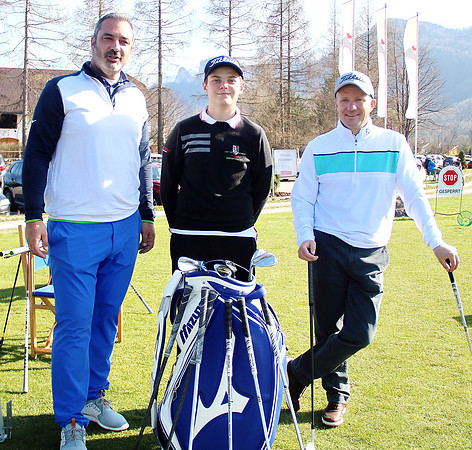 Schlägertests und Unterhaltung am Golfclub Rif