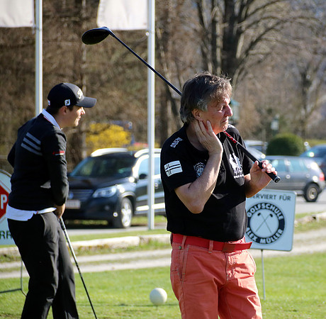 Schlägertests und Unterhaltung am Golfclub Rif