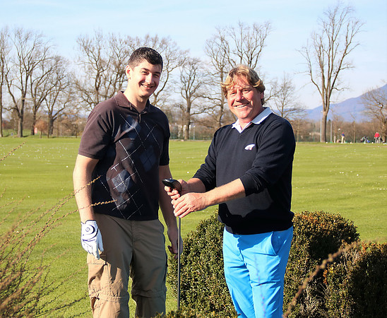 Schlägertests und Unterhaltung am Golfclub Rif