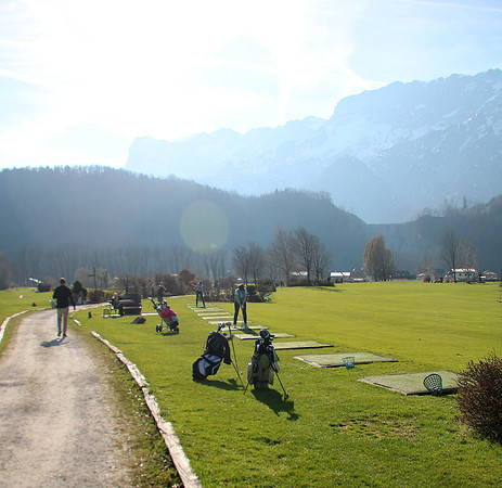 Schlägertests und Unterhaltung am Golfclub Rif