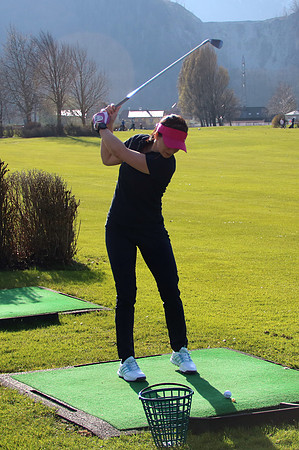 Schlägertests und Unterhaltung am Golfclub Rif