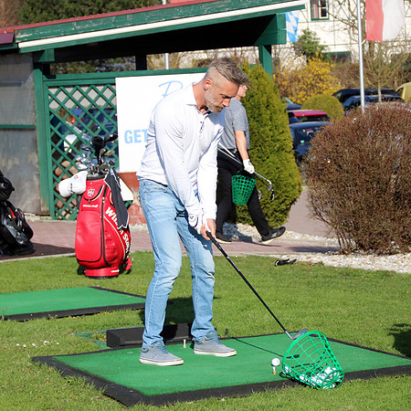 Schlägertests und Unterhaltung am Golfclub Rif