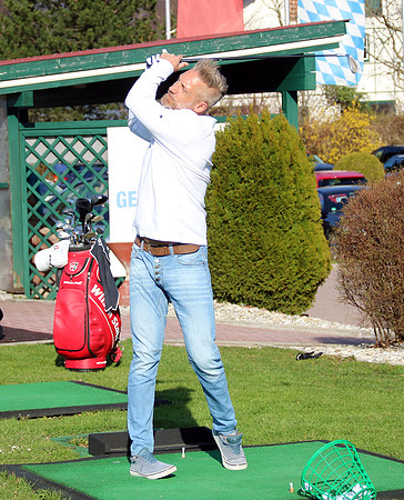 Schlägertests und Unterhaltung am Golfclub Rif