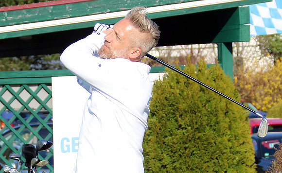 Schlägertests und Unterhaltung am Golfclub Rif