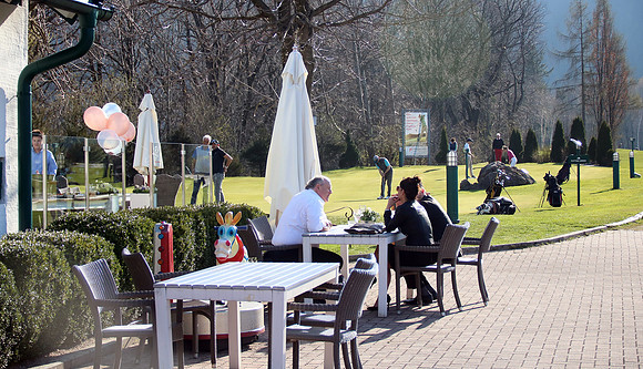 Schlägertests und Unterhaltung am Golfclub Rif
