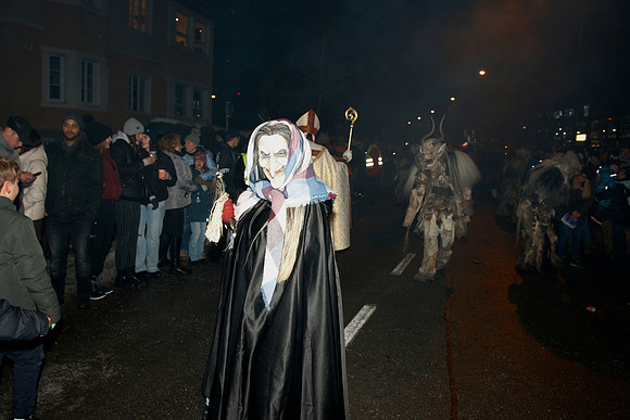 Maxglaner Krampus und Perchtenlauf