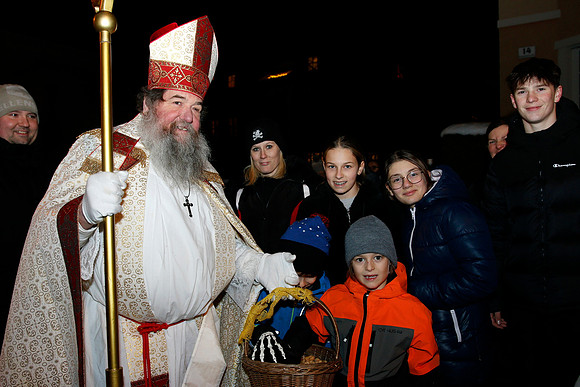 Maxglaner Krampus und Perchtenlauf