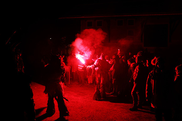 Maxglaner Krampus und Perchtenlauf