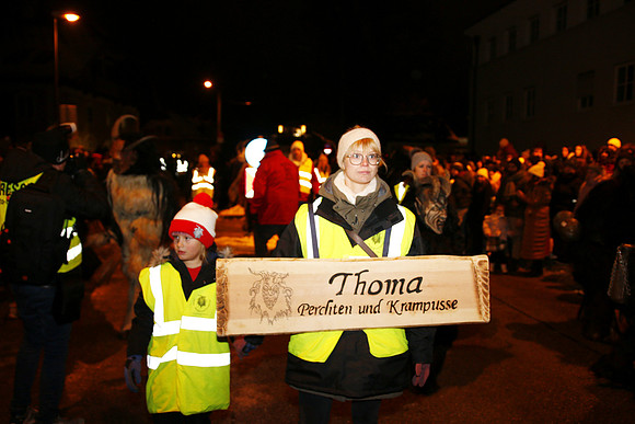 Maxglaner Krampus und Perchtenlauf