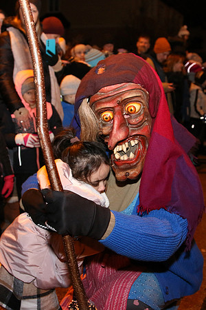 Maxglaner Krampus und Perchtenlauf