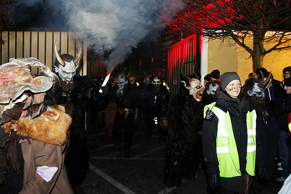 Maxglaner Krampus und Perchtenlauf