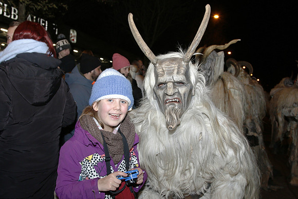 Maxglaner Krampus und Perchtenlauf