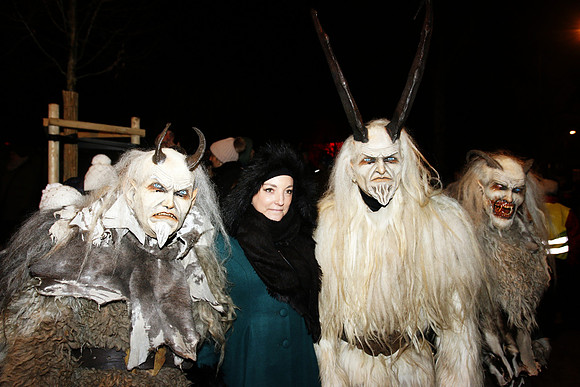 Maxglaner Krampus und Perchtenlauf