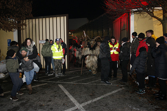 Maxglaner Krampus und Perchtenlauf