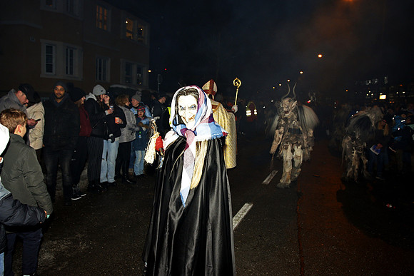 Maxglaner Krampus und Perchtenlauf