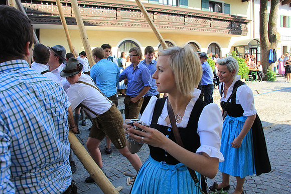 01.05.2014 Maibaumaufstellen Bad Vigaun