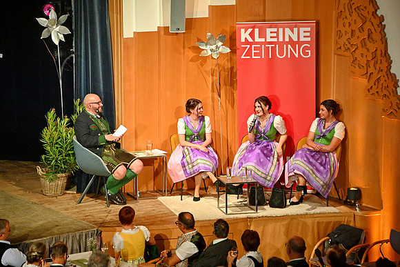 Feierlichen Krönung Narzissenkönigin