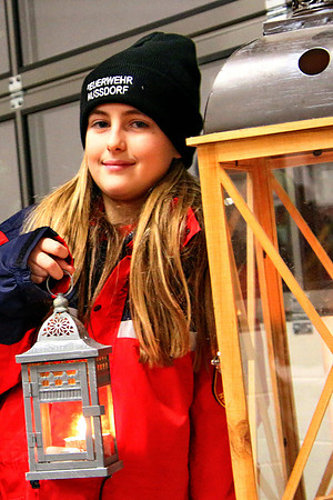 Friedenslichtabholung der Feuerwehrjugend im Bezirk Flachgau
