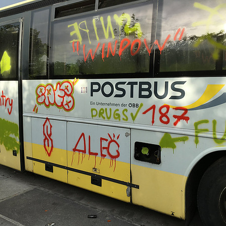 Defekter Postbus am ULSZ Rif