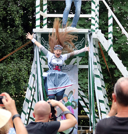 Dirndflugtag Teil 1